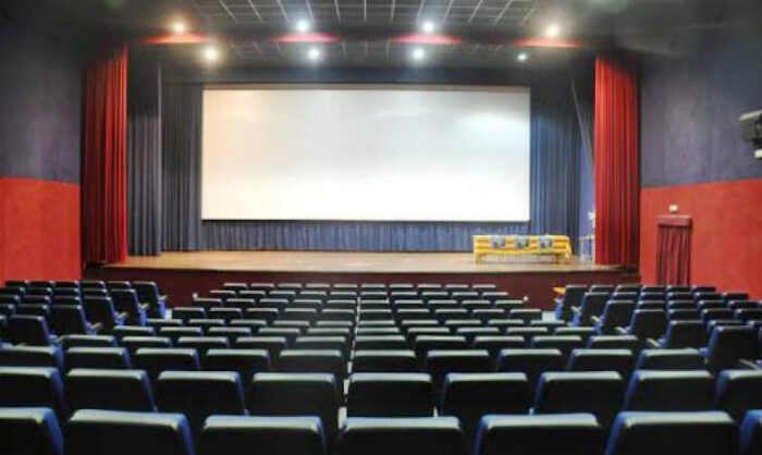 Sala de cine de Sariñena.