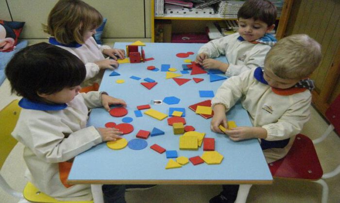 La documentación se podrán enviar por correo electrónico.