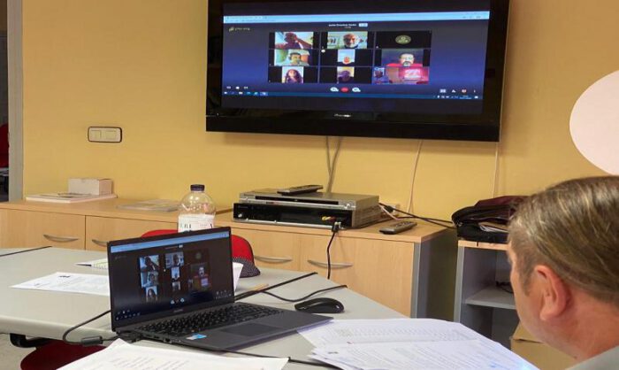 Penella durante una videoconferencia.