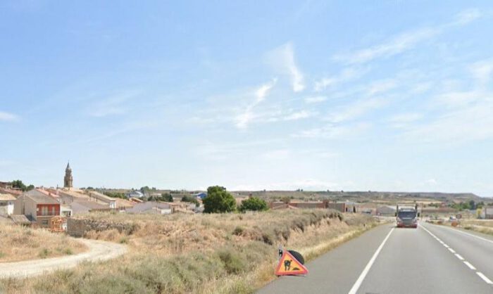 La Nacional II  a su paso por Peñalba.