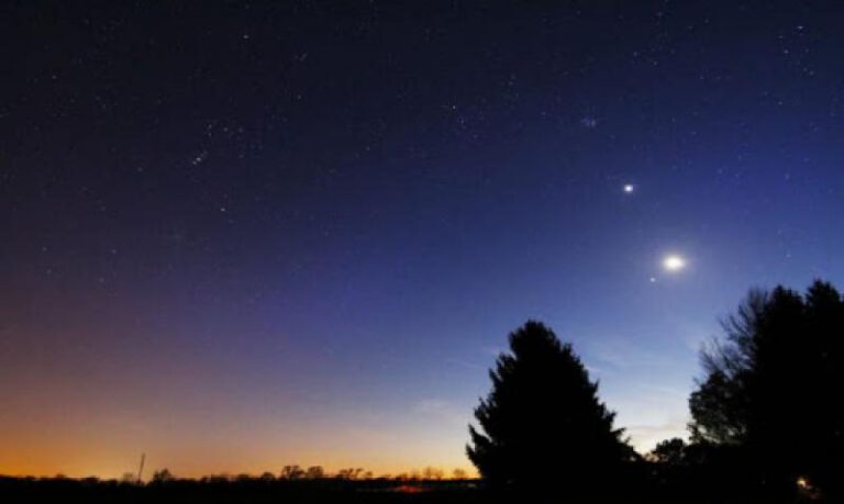 El cielo monegrino es perfecto para la observación nocturna. El cielo monegrino es perfecto para la observación nocturna.