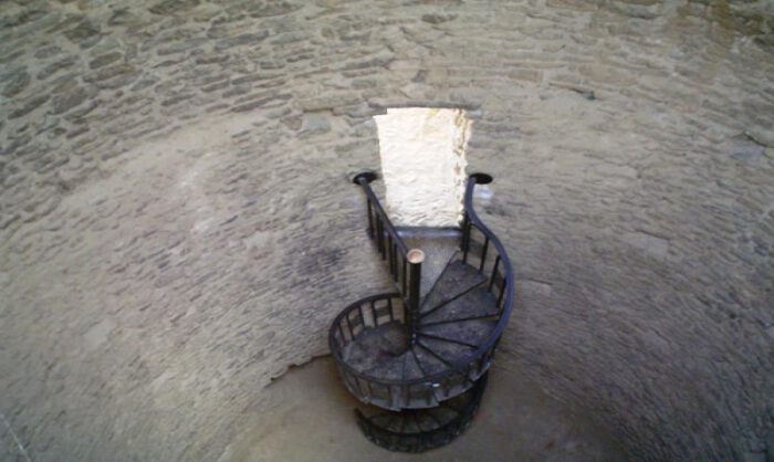 Interior del pozo de Lanaja