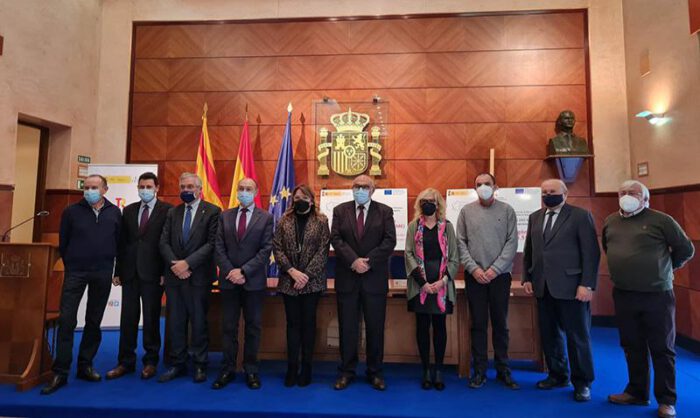 La firma de los convenios ha tenido lugar este martes.