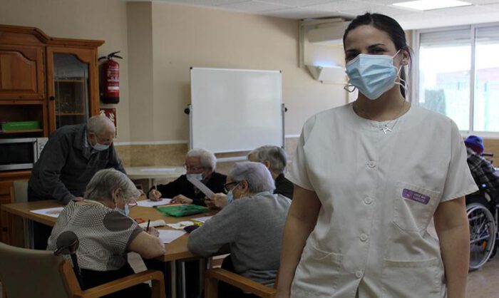 Aimar Mir confiesa que es una enamorada de la gente mayor.