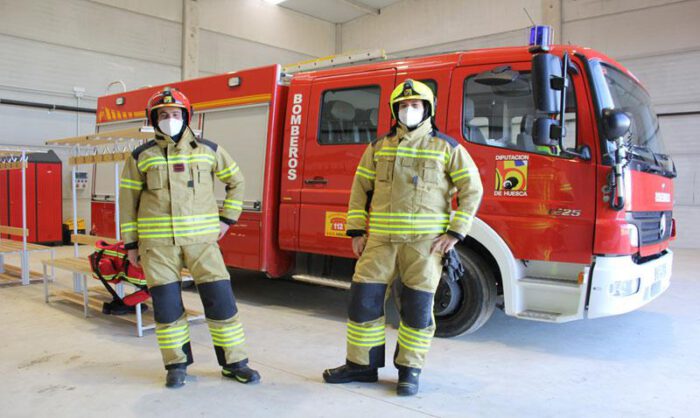 Morlán y Aznar durante su primera guardia en Sariñena.