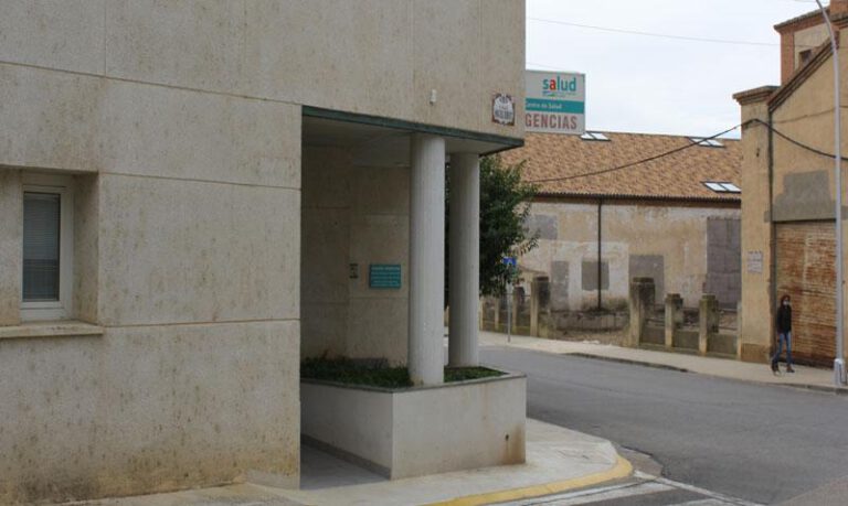 Imagen del centro de salud de la localidad de Grañén. Imagen del centro de salud de la localidad de Grañén.