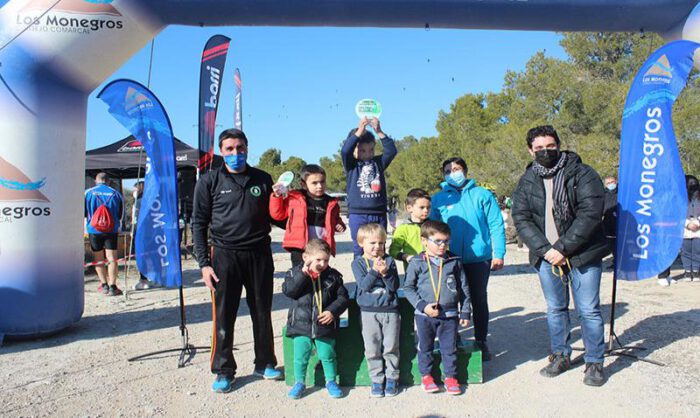 Entrega de trofeos en la categorí­a aguiluchos.