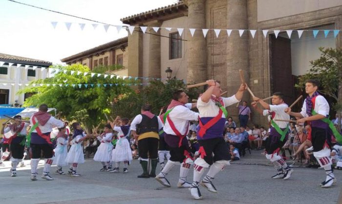 Imagen de la última actuación del dance de Sariñena.