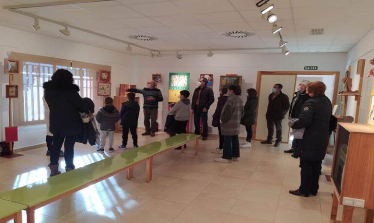 Paco Paricio ha ofrecido este miércoles una visita guiada. Paco Paricio ha ofrecido este miércoles una visita guiada.