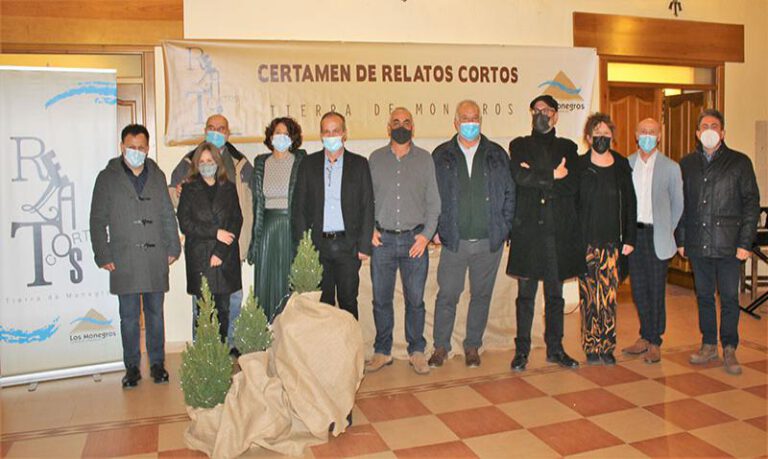 Foto de familia de organizadores Foto de familia de organizadores