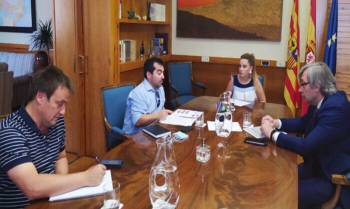 Imagen de la reunión mantenida este jueves con Maru Dí­az.