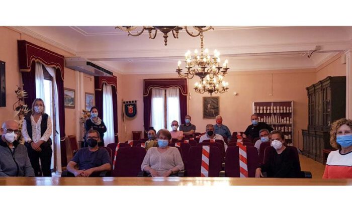 Reunión celebrada por los representantes del municipio.