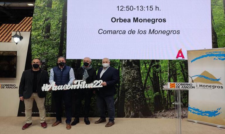La presentación ha tenido lugar en el stand de la DGA. La presentación ha tenido lugar en el stand de la DGA.