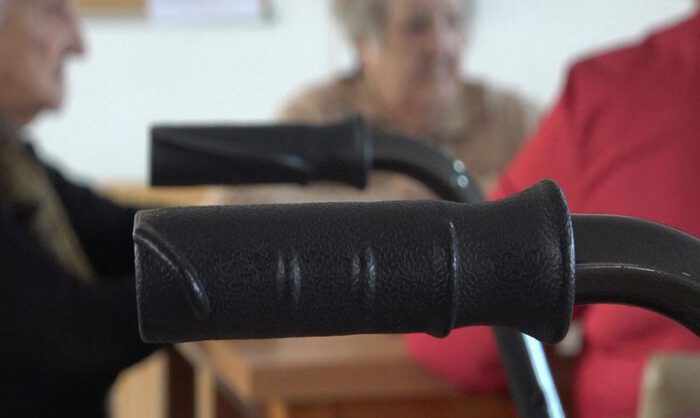 El centro residencia cuenta con 61 internos.