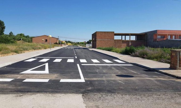 Las calles están en una zona de expansión del municipio. Las calles están en una zona de expansión del municipio.
