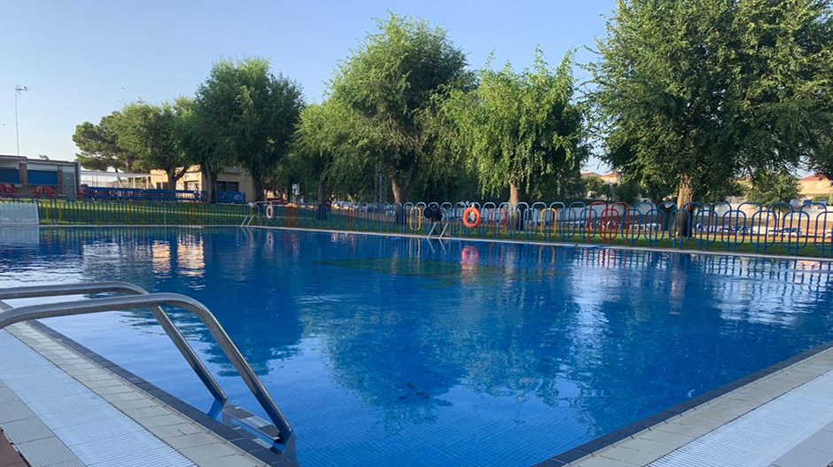 Imagen de archivo de las piscinas municipales de Perdiguera.