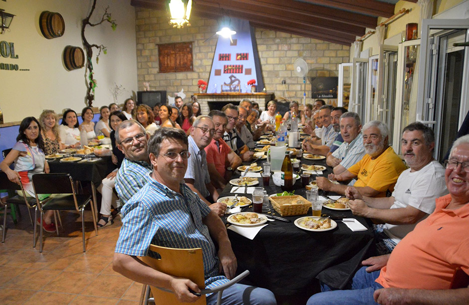 Almuerzo en la Peña El Farol. Carmelo Samper