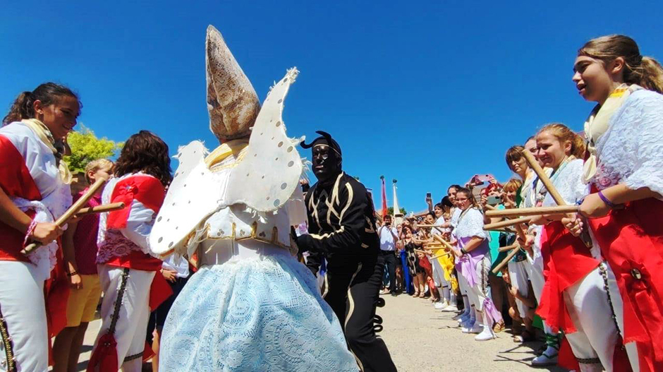 El Ángel ha vuelto a vencer al Diablo en Castejón de Monegros. Pablo Puey