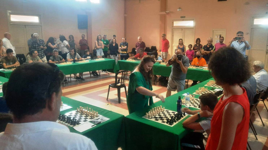 Judit Polgar anima a ser el peón que se convierte en dama - Desdemonegros