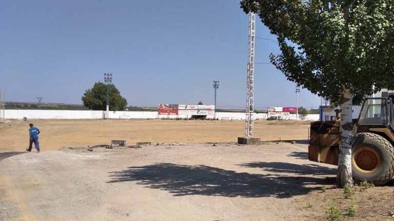 Obras_campo_futbol_Sariñena_2022