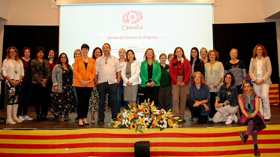 Foto de familia del acto de clausura del proyecto Concilia.