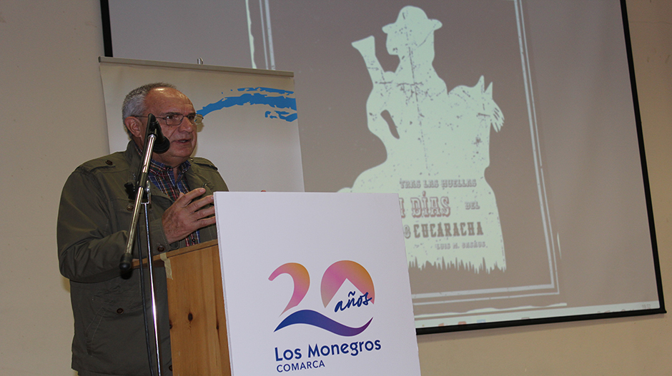 Luis Manuel Casáus, durante su adelanto del libro '444 días tras las huellas del Bandido Cucaracha'.
