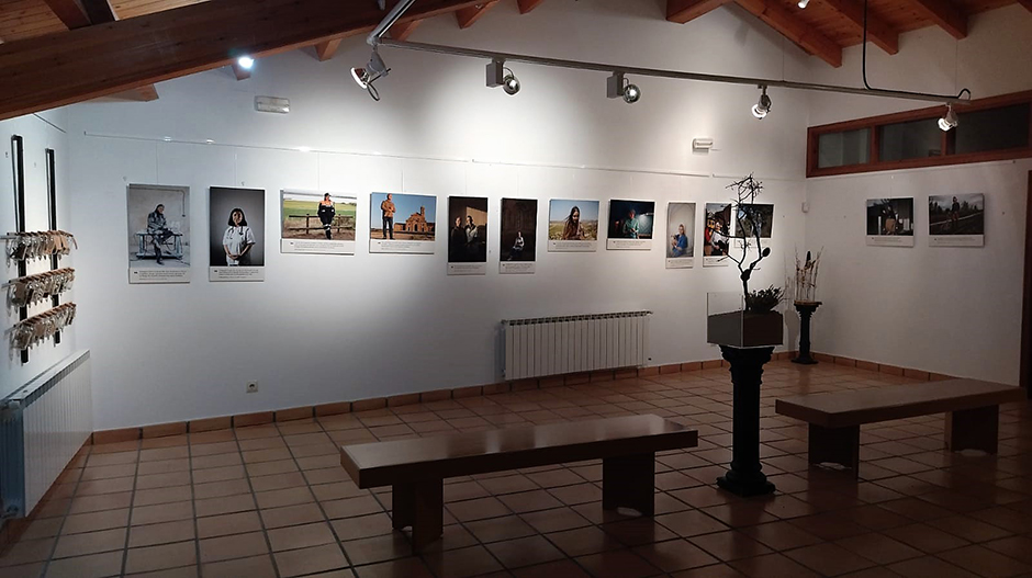 La muestra está en la sala de exposiciones de la casa natal de Miguel Servet.