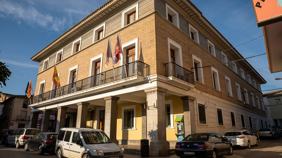 Imagen de la fachada del consistorio de la capital monegrina. Ayuntamiento de Sariñena.