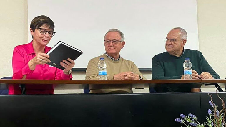 presentacion_libro_casaus