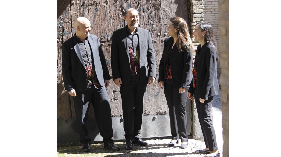 Imagen del cuarteto vocal del grupo Chiavette, que abre la programación musical este sábado, 1 de julio, en Sijena.
