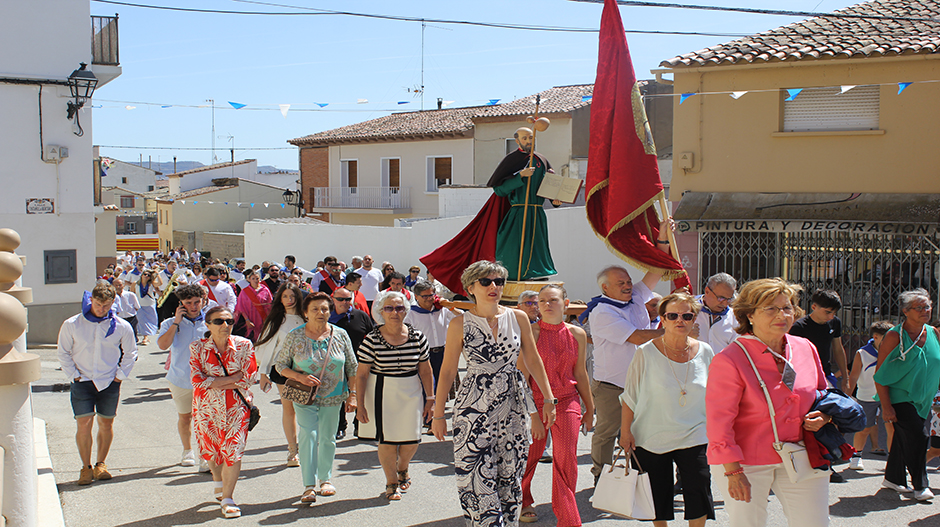 La procesión, que se recuperó hace ya varios años, ha vuelto a recorrer las calles del pueblo.