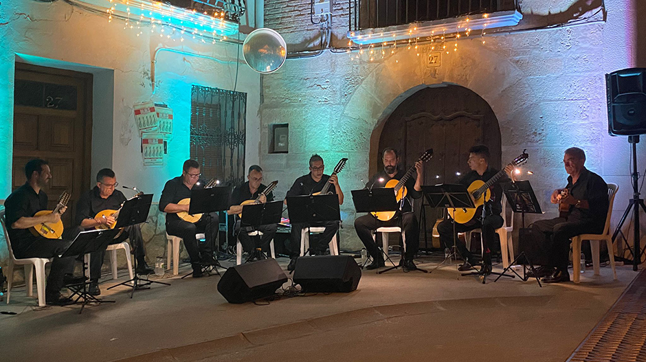 Imagen del concierto de la Orquesta Laudística celebrado este fin de semana en Peñalba.