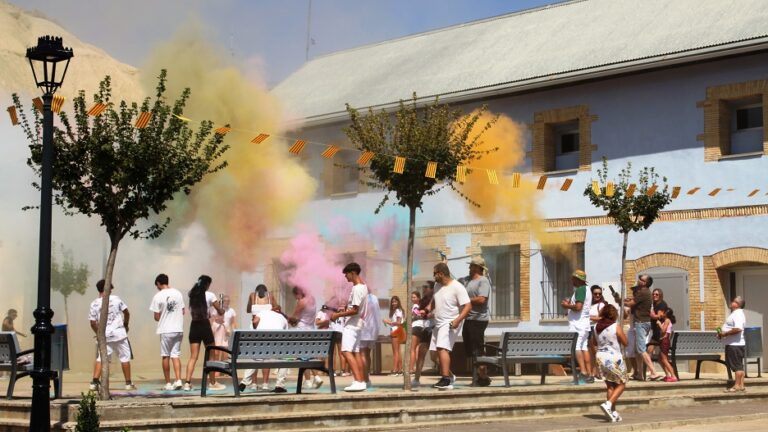 castelflorite fiesta holi – copia