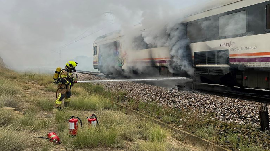 Imagen de una de las últimas intervenciones de los efectivos del parque de bomberos de Sariñena.