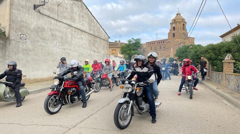 concentracion_motos_eva_casasnovas_02