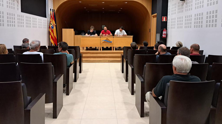 Imagen de la reunión mantenida en la sede comarcal de Sariñena.