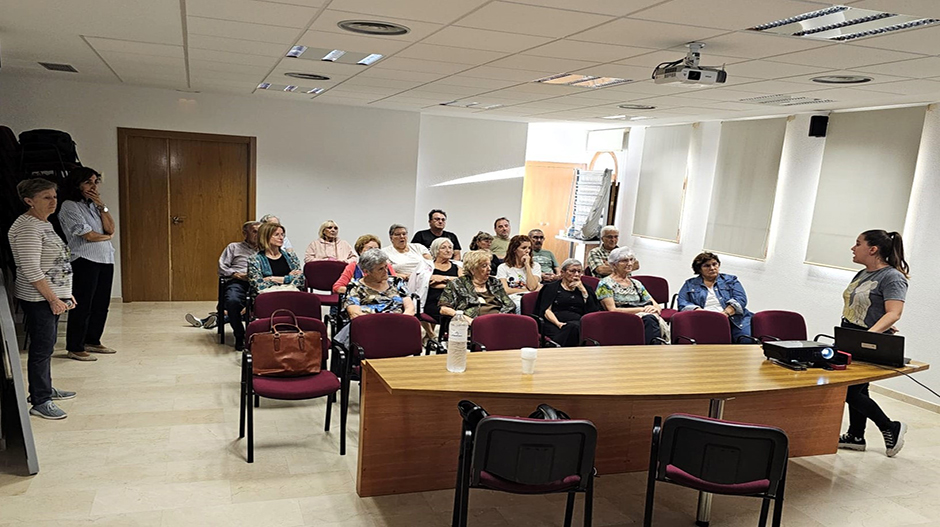 Imagen de la presentación del proyecto en Sangarrén. Comarca de Los Monegros.