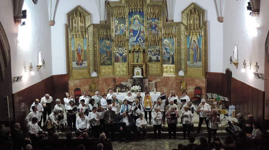 El concierto colectivo tuvo lugar en la iglesia de Sena.
