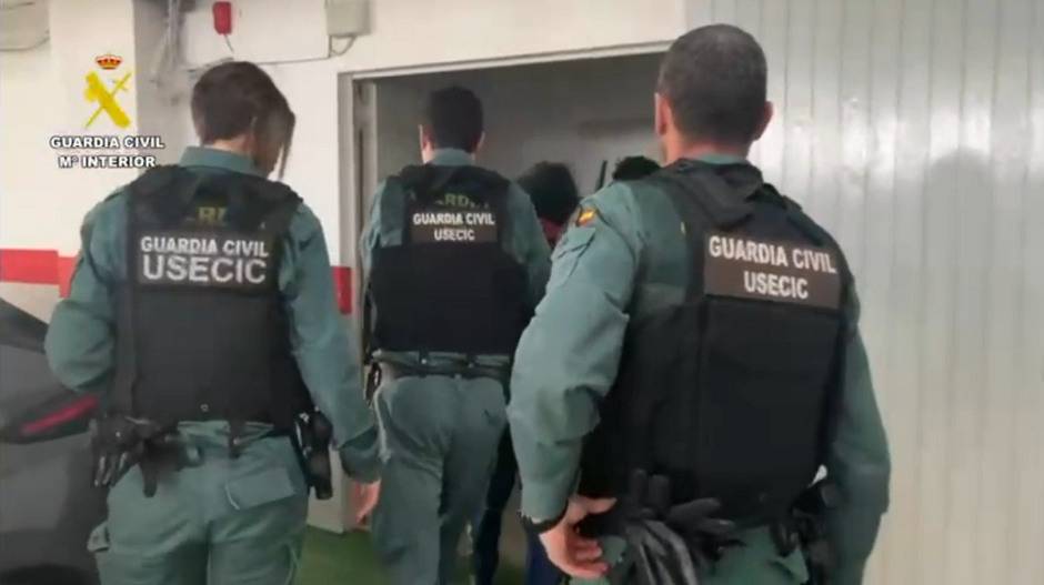 La Unidad de Seguridad Ciudadana, Usecic, de la Guardia Civil de Huesca, interceptó al supuesto autor en un punto de verificación de personas y vehículos en Grañén.