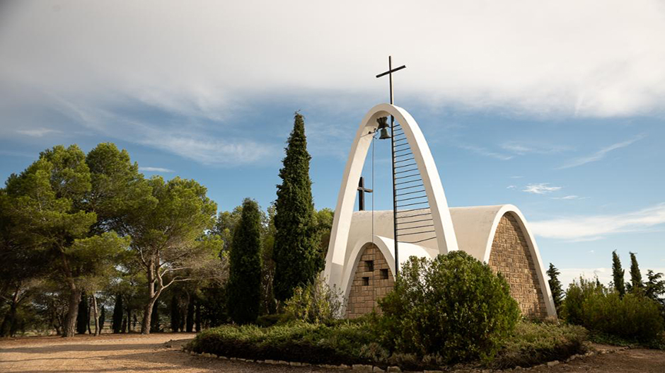 Los vecinos acuden en romería cada 26 de julio a la ermita de Santa Ana. Ayuntamiento de Torres de Barbués.