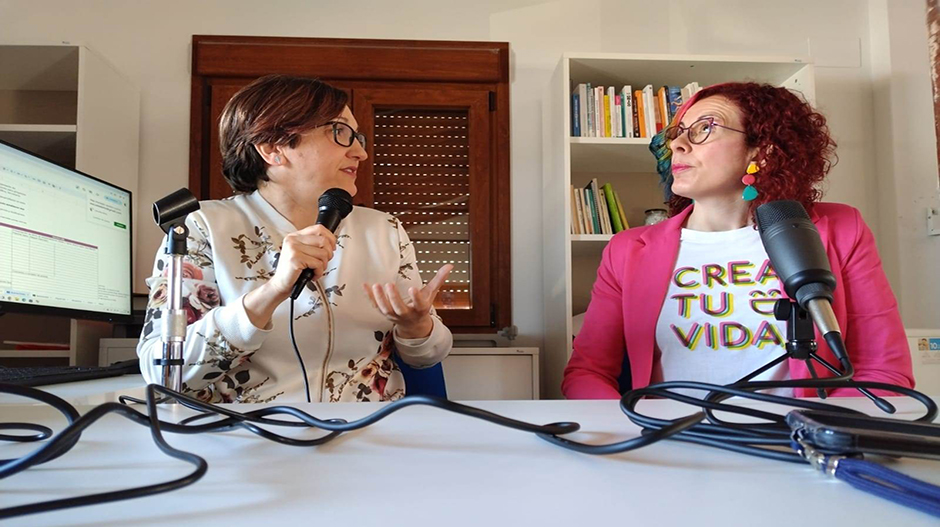 Ana Marcén durante la entrevista con la coach artístico-creativa Cristina Espada.