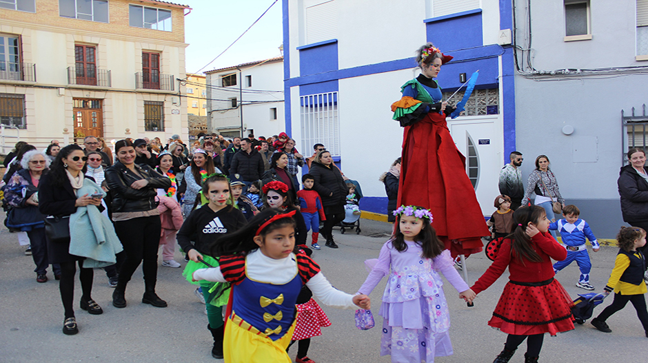 Ha habido pasacalles, con varios puntos de parada, en los que disfrutar del espectáculo.