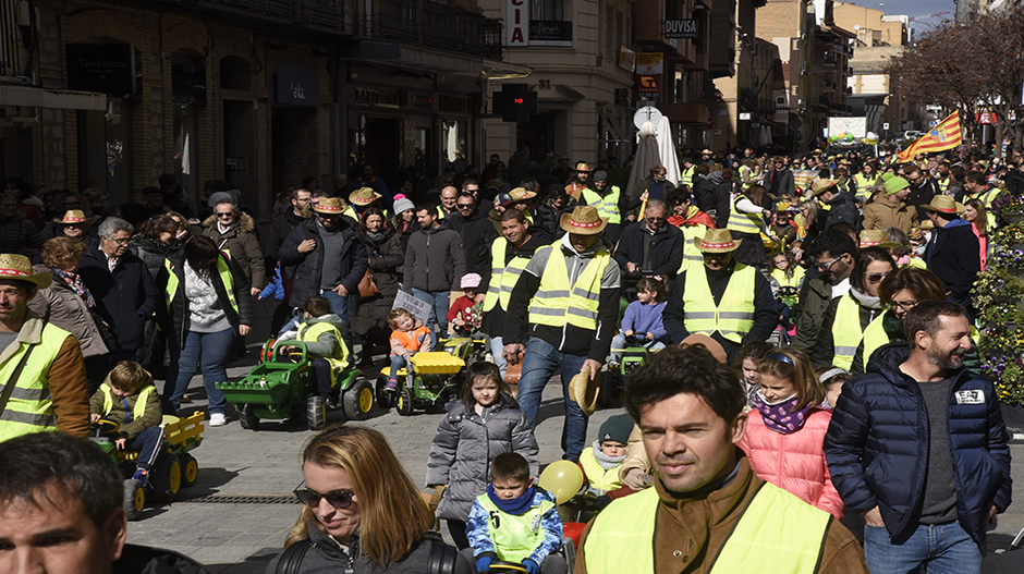 La marcha ha reunido a más de 500 personas. FIRMA: Javier Blasco.