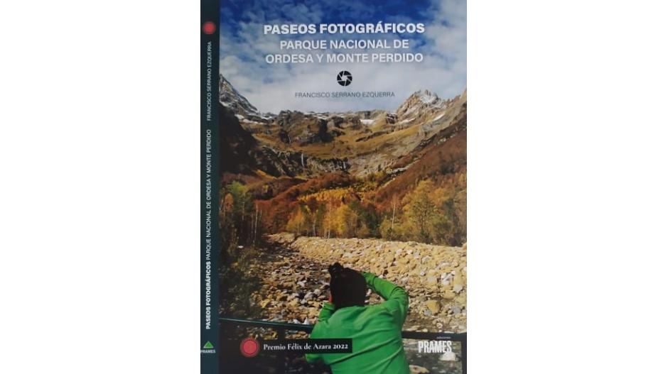 El libro contiene una recopilación de 357 fotografías, además de puntos clave para pararse a observar en cada valle.