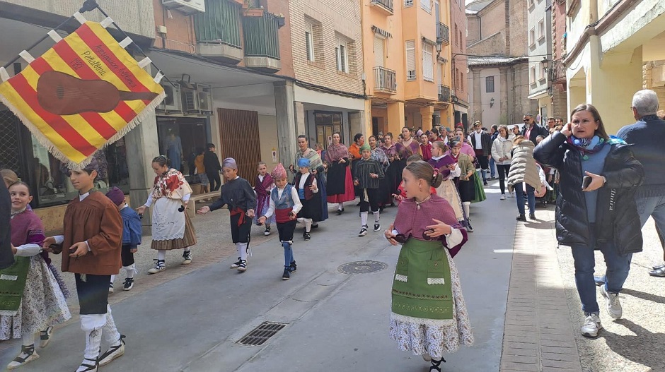 Peñalba cuenta con más de 50 alumnos en su escuela folclórica.