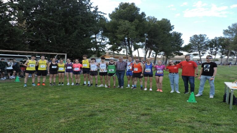 1 Participantes en la prueba absoluta con el alcalde