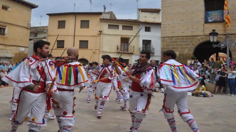 el Dance de Tardienta en el encuentro de Sena