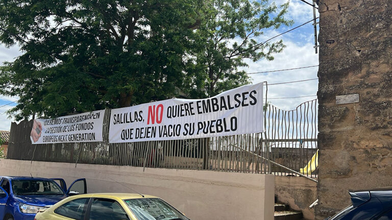 pancartas_salillas