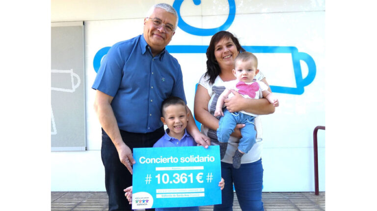 valfonda_cheque_aspanoa_concierto_solidario