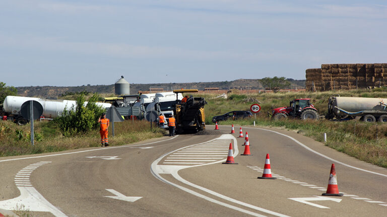 obras_refuerzo_firme_carretera_grañén_huesca